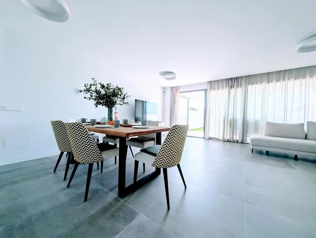 Townhouse With Beautiful Views El Eden La Cala De Mijas Villa Vakantiehuis